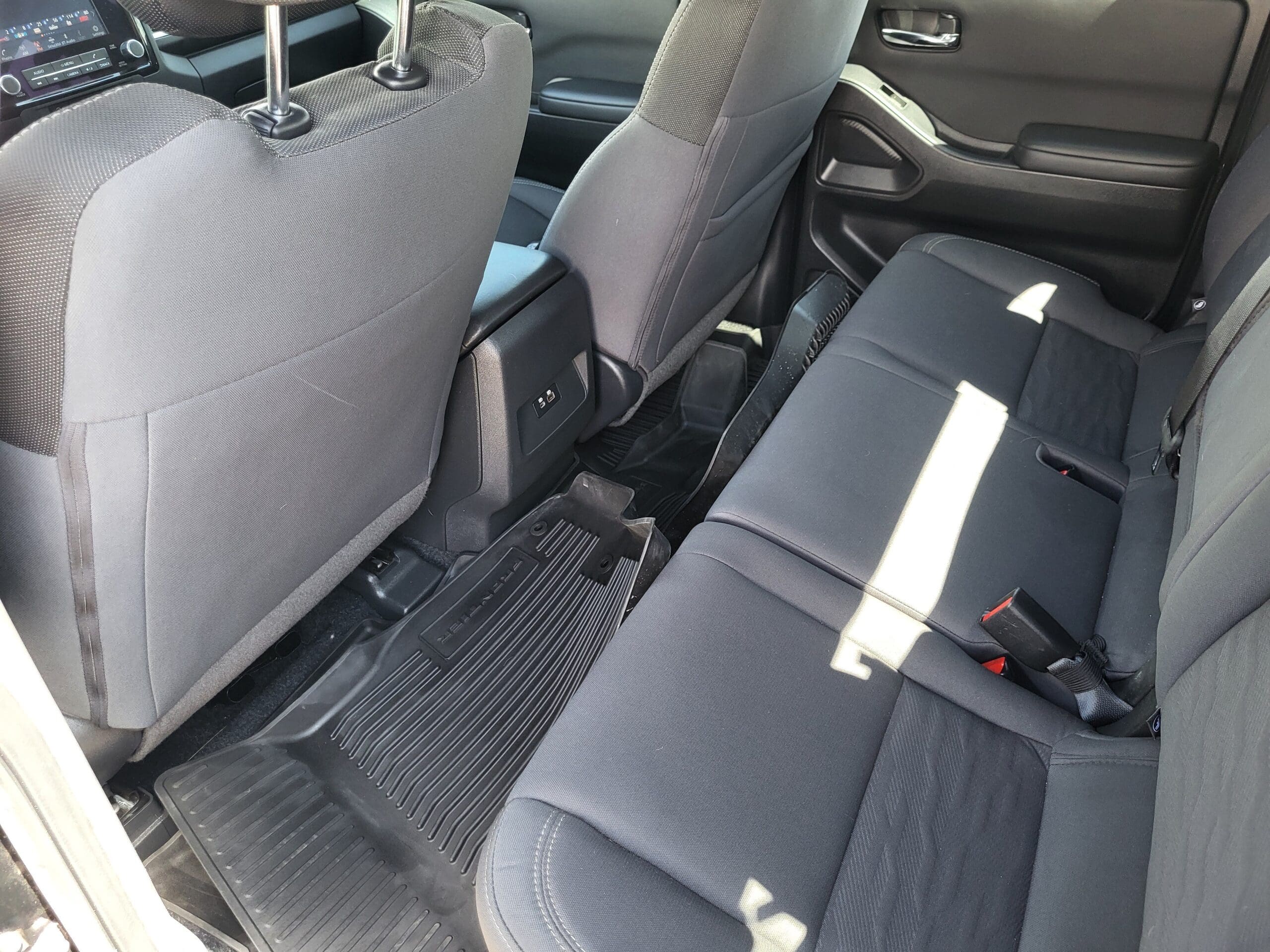 2024 Nissan Frontier - Image 26