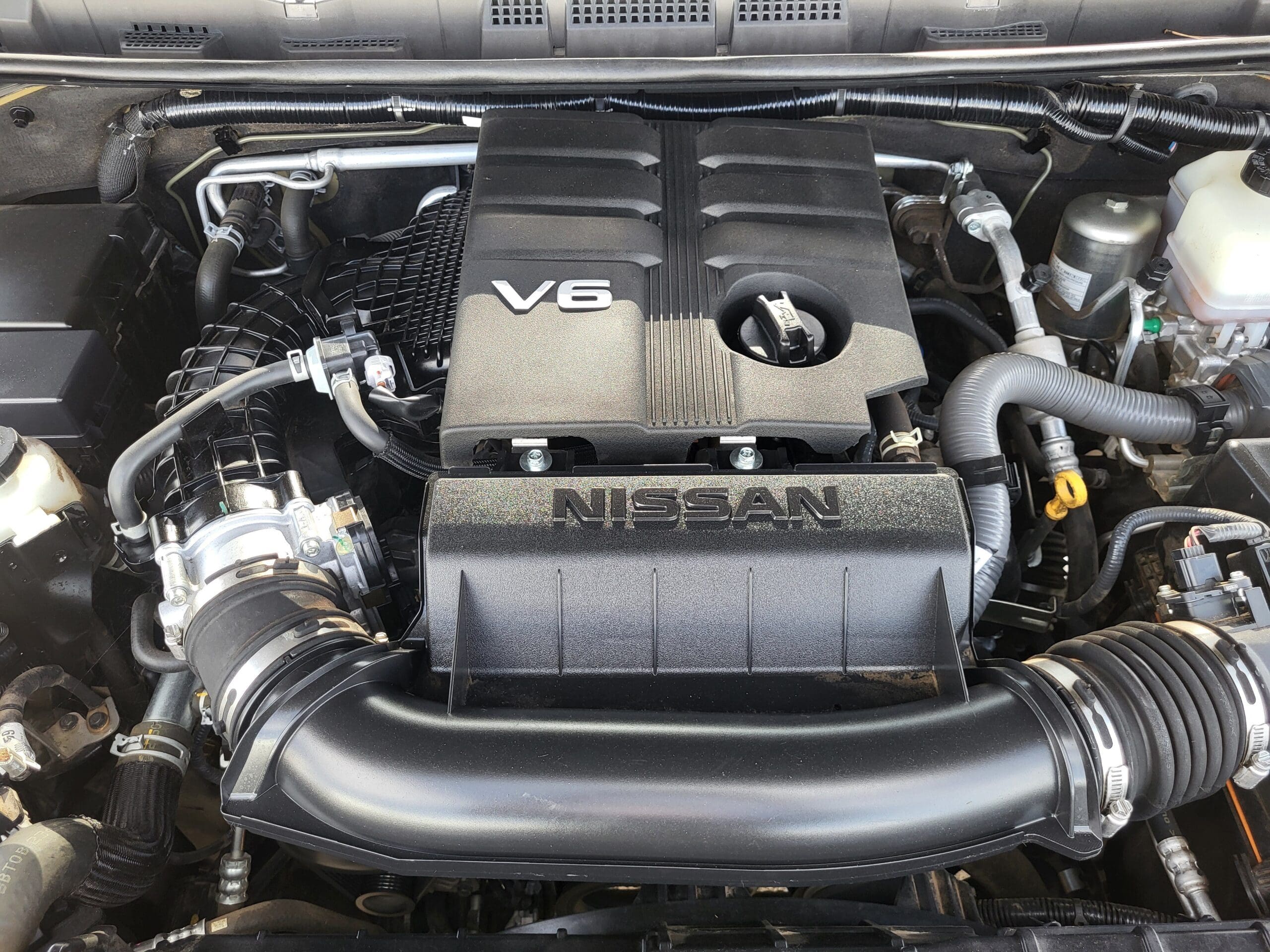 2022 Nissan Frontier - Image 30