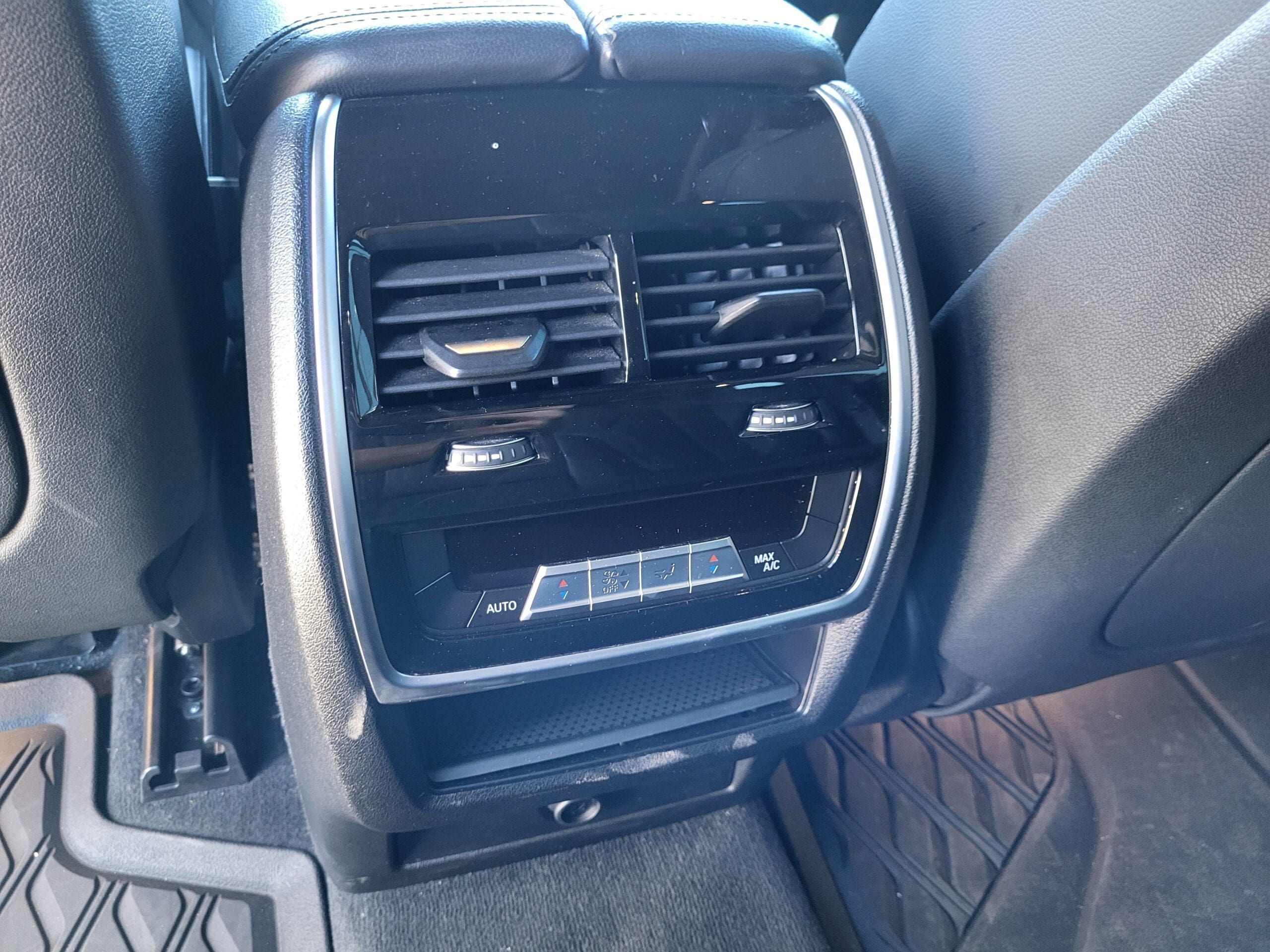 2020 BMW X5 - Image 25