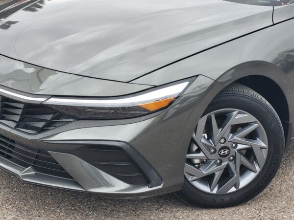 2025 Hyundai Elantra Hybrid