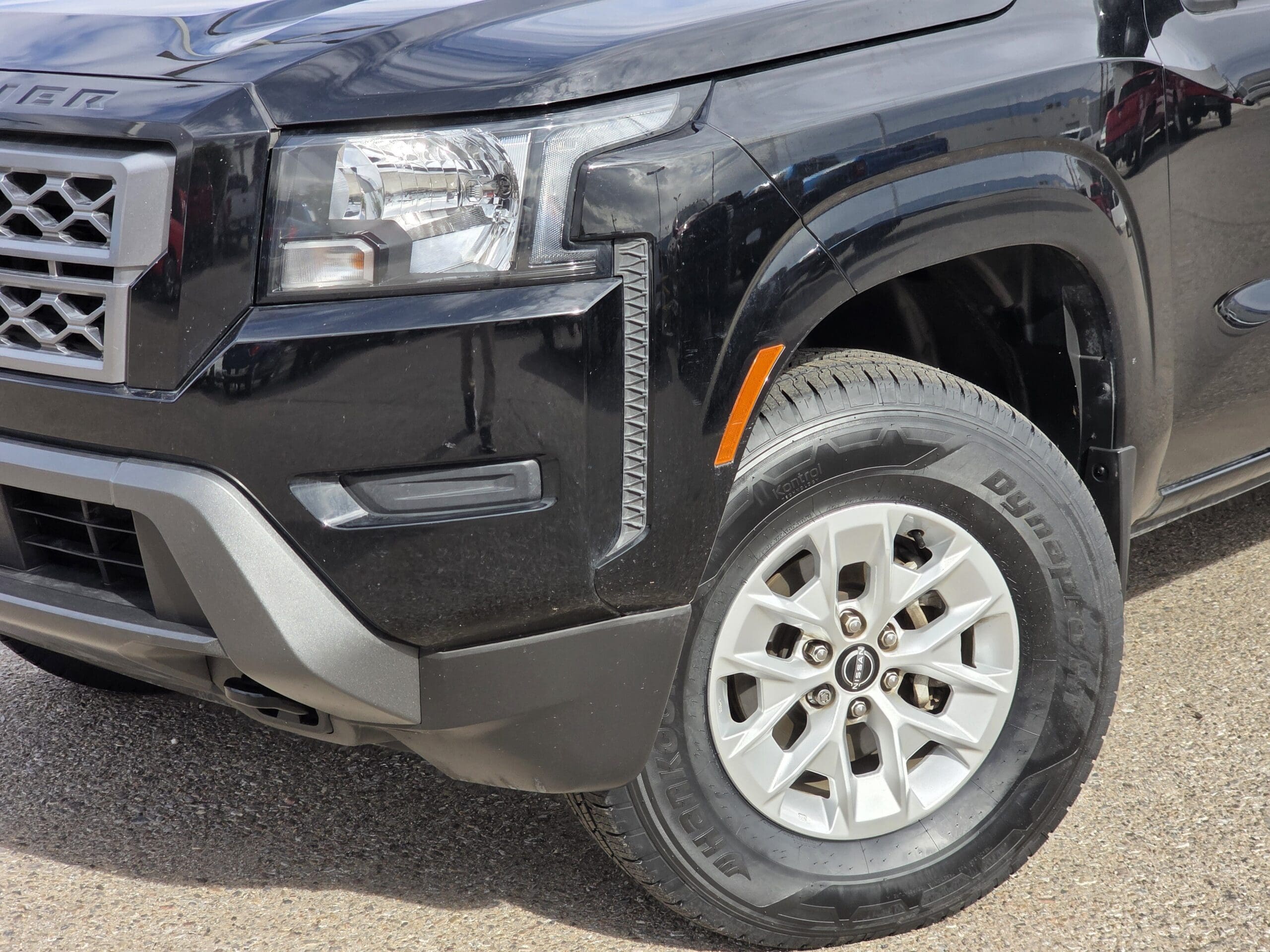 2024 Nissan Frontier - Image 30