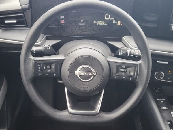 2025 Nissan Kicks