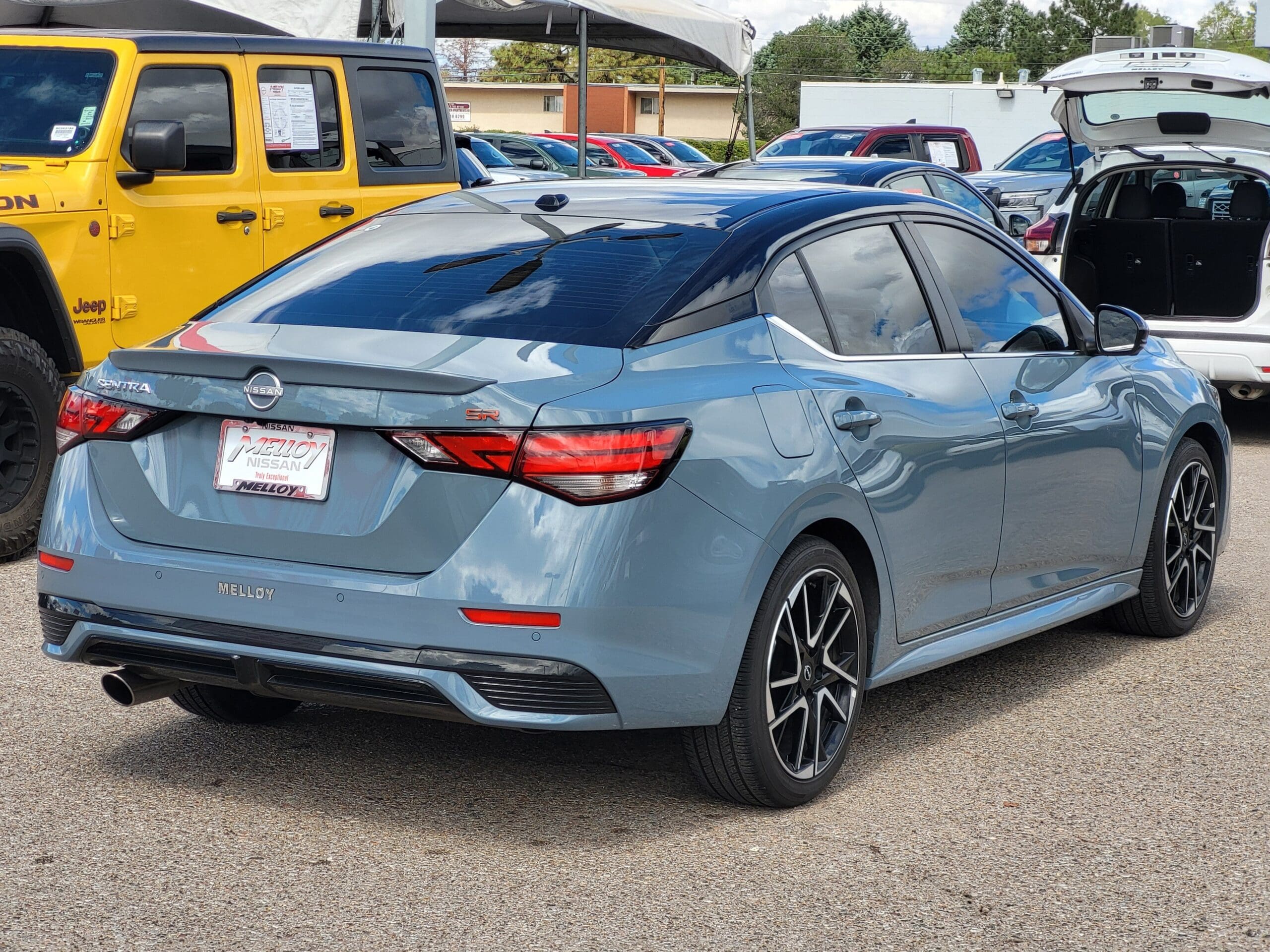 2025 Nissan Sentra - Image 4