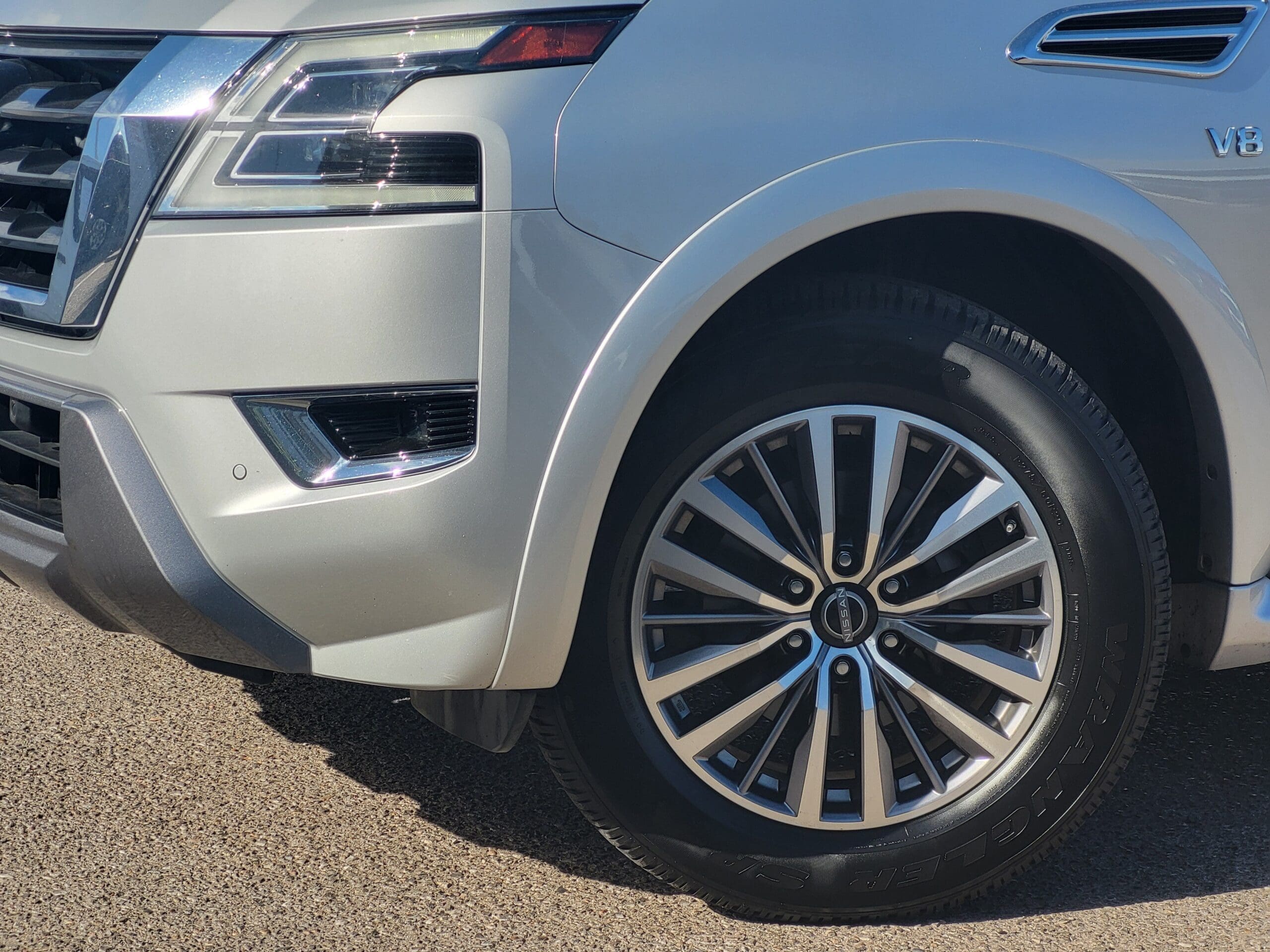 2022 Nissan Armada - Image 7