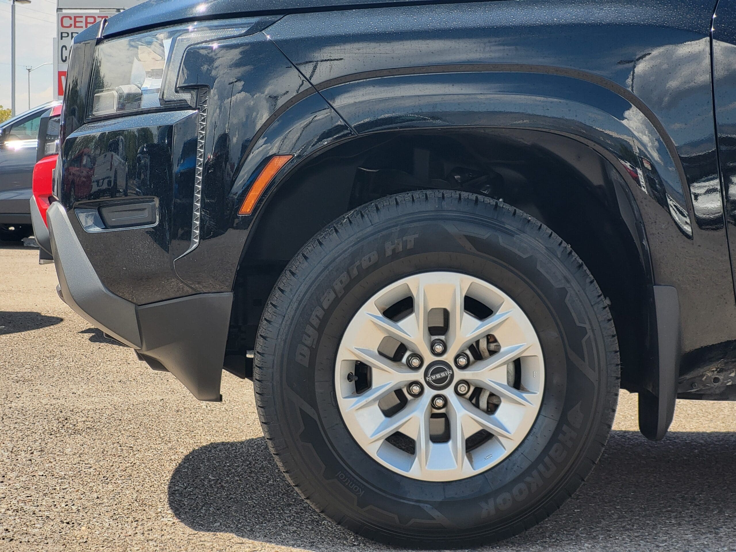 2024 Nissan Frontier - Image 7