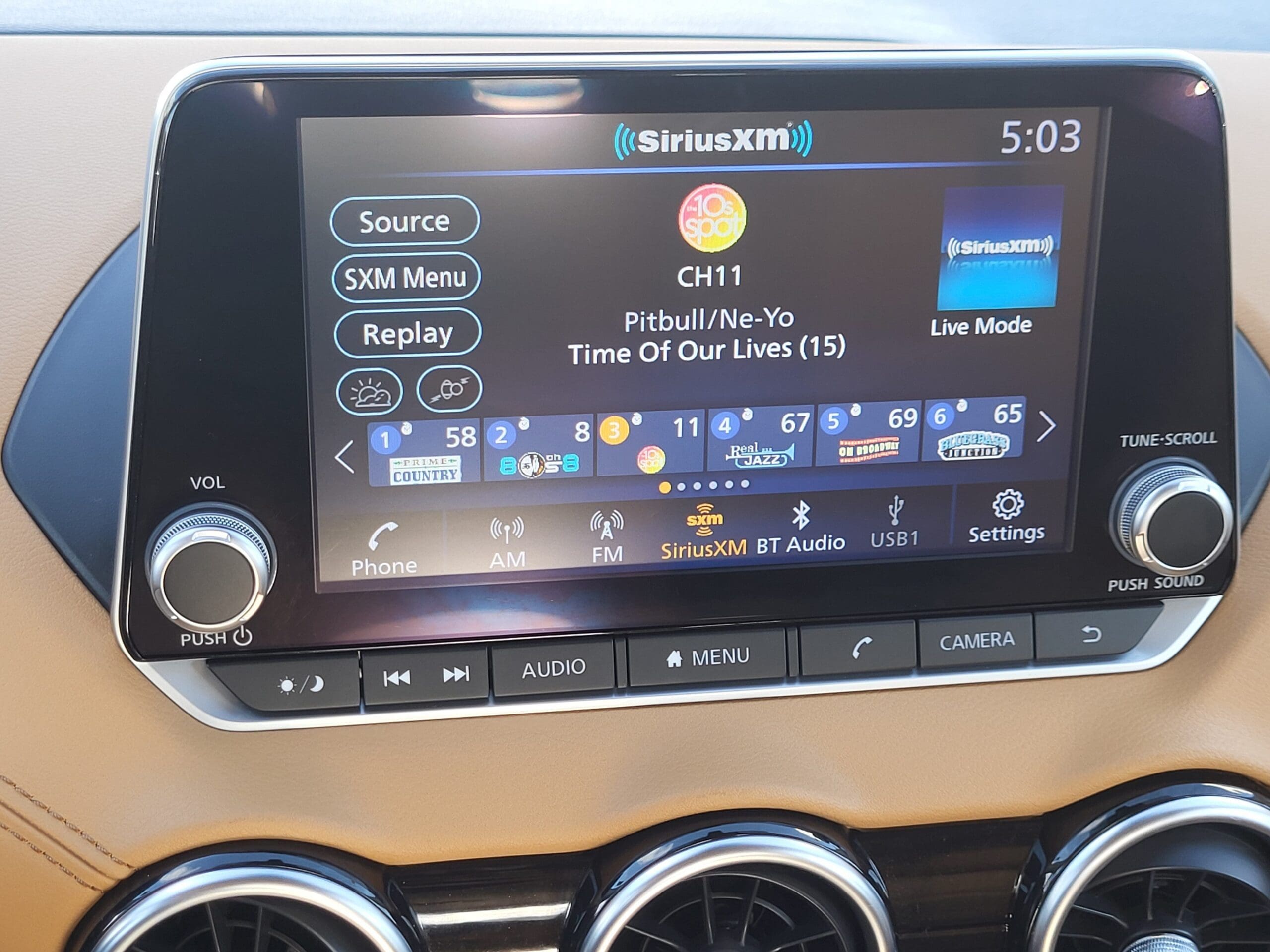 2025 Nissan Sentra - Image 18