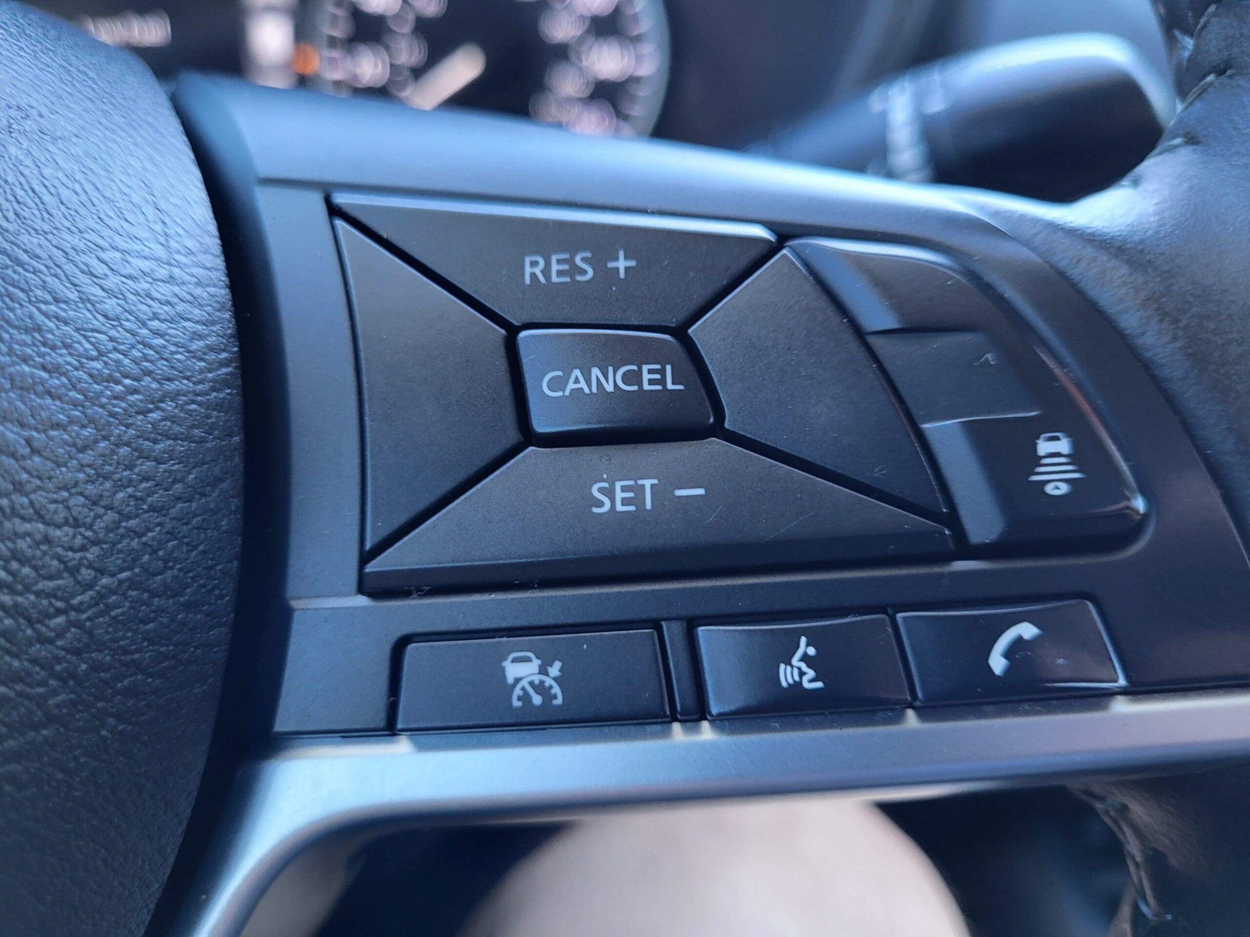 2025 Nissan Sentra - Image 29