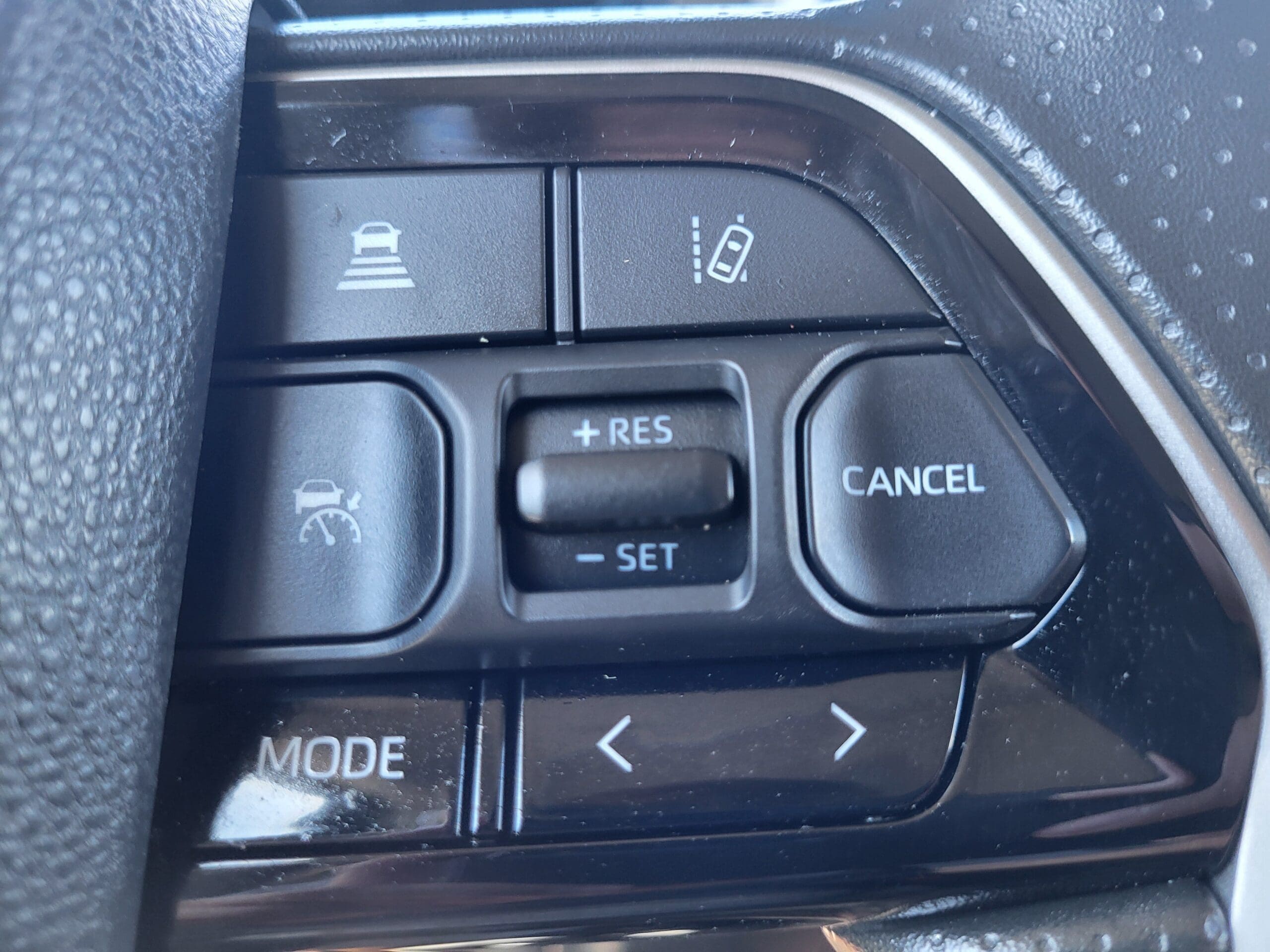 2023 Toyota Tundra 4WD - Image 29