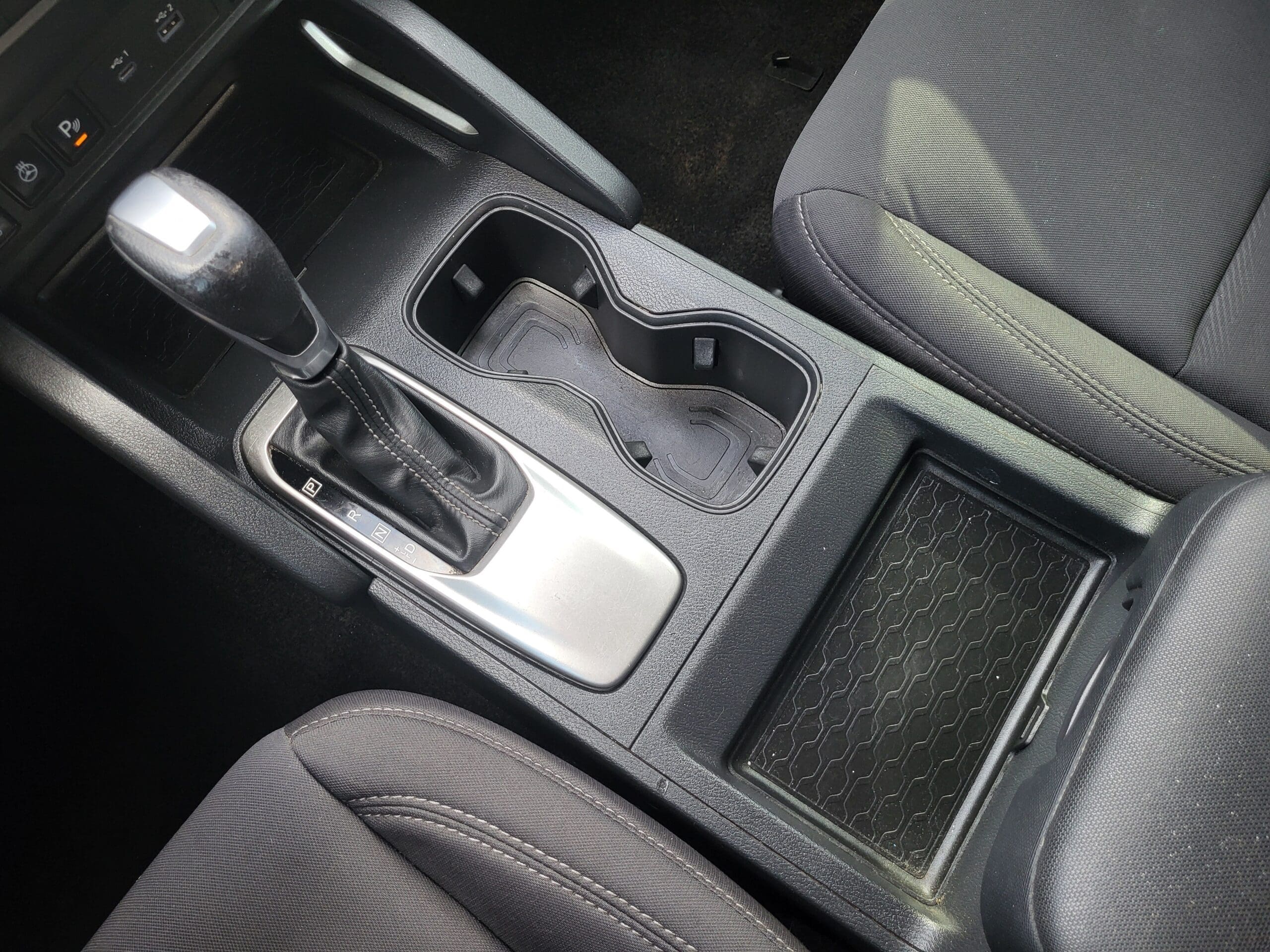 2022 Nissan Frontier - Image 21