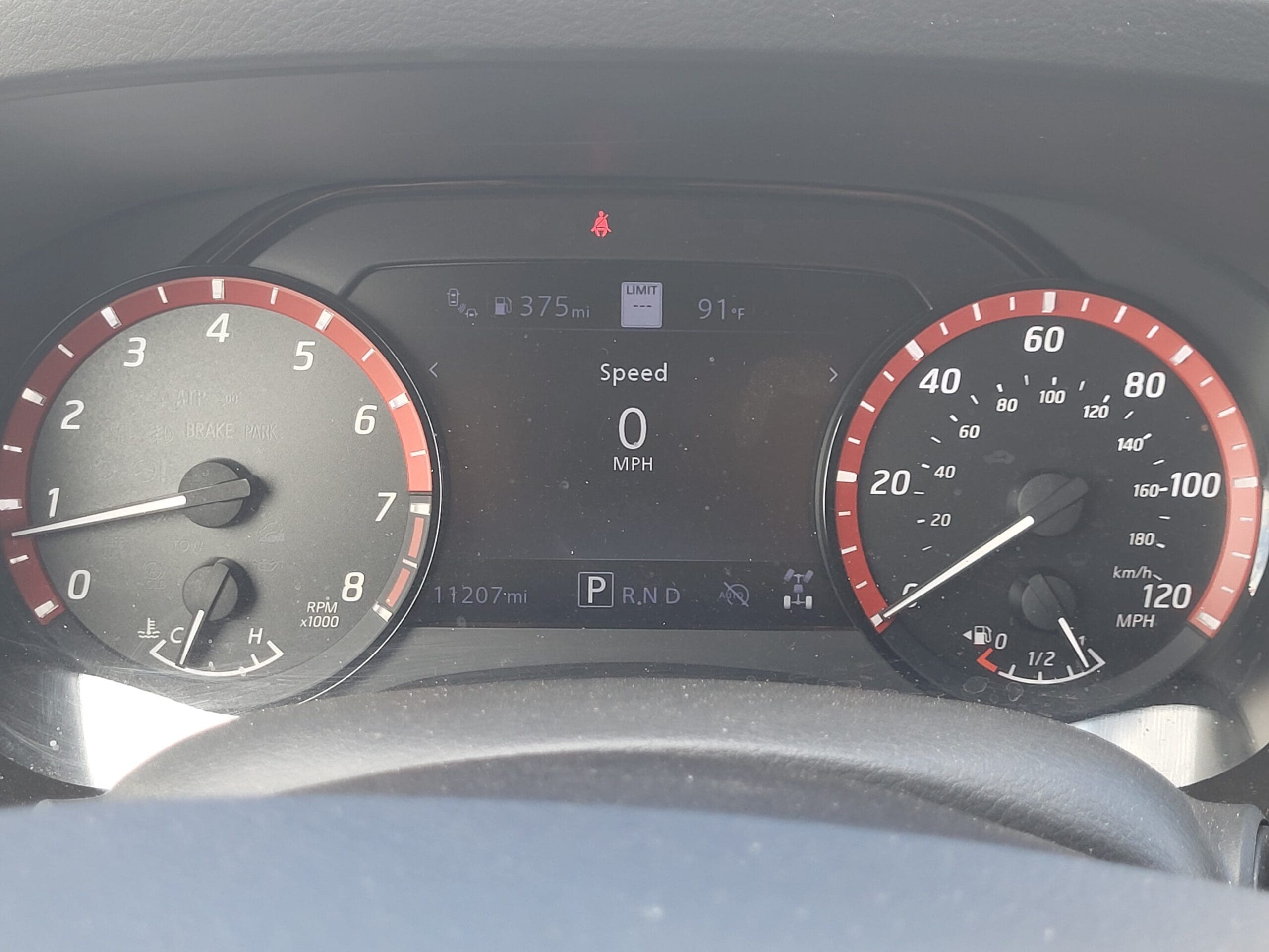 2025 Nissan Frontier - Image 13