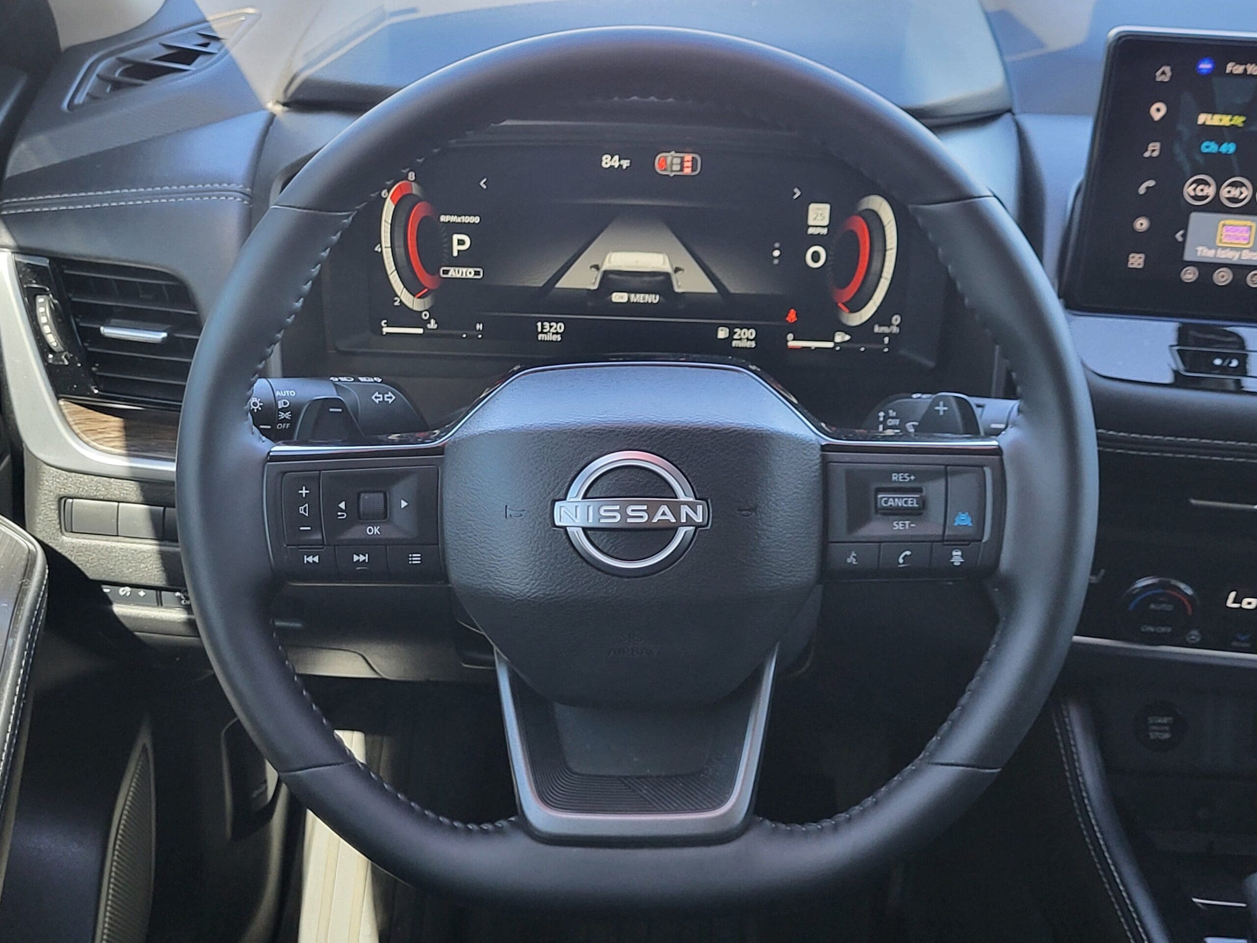 2026 Nissan Rogue - Image 24