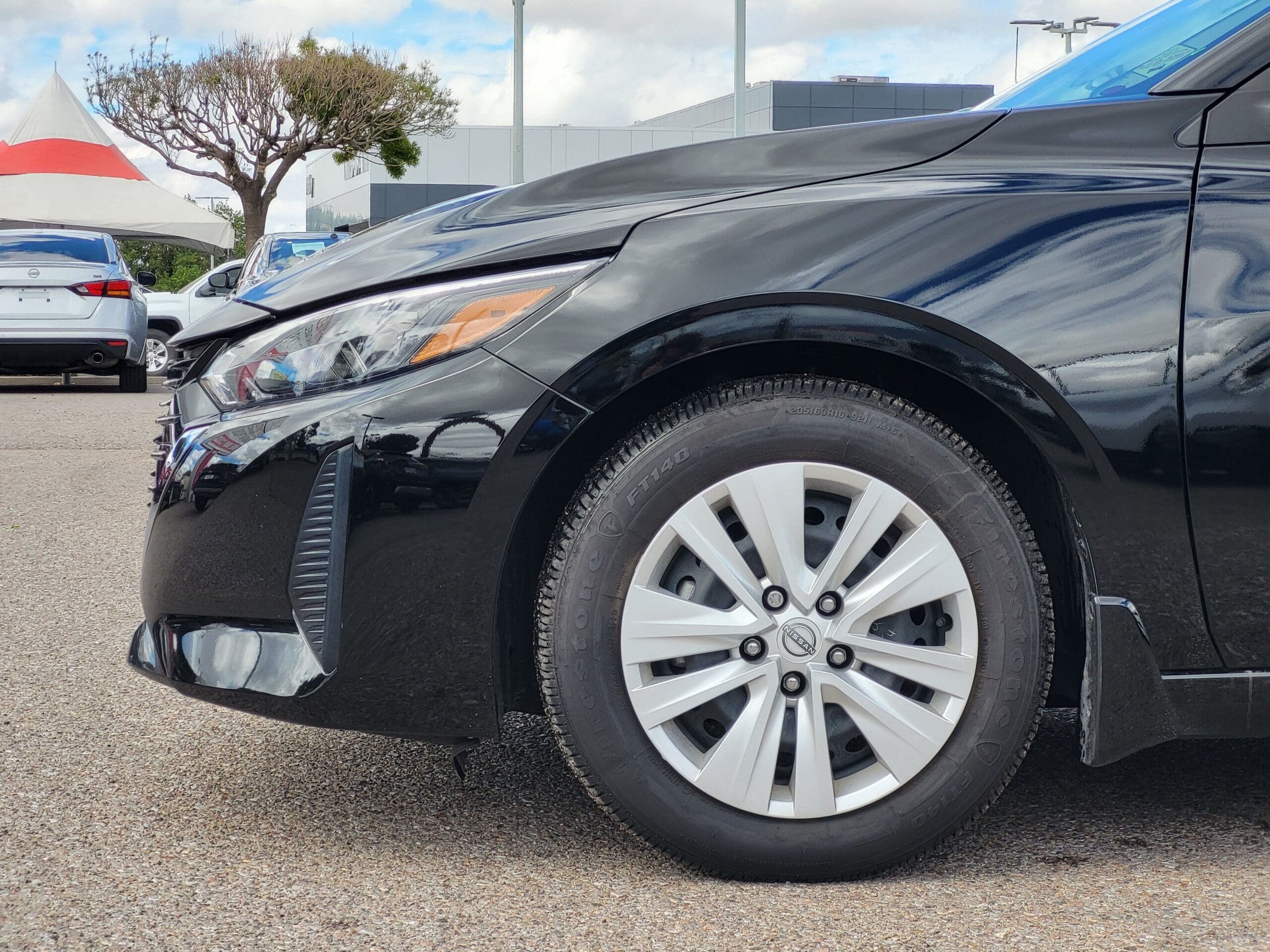 2025 Nissan Sentra - Image 7