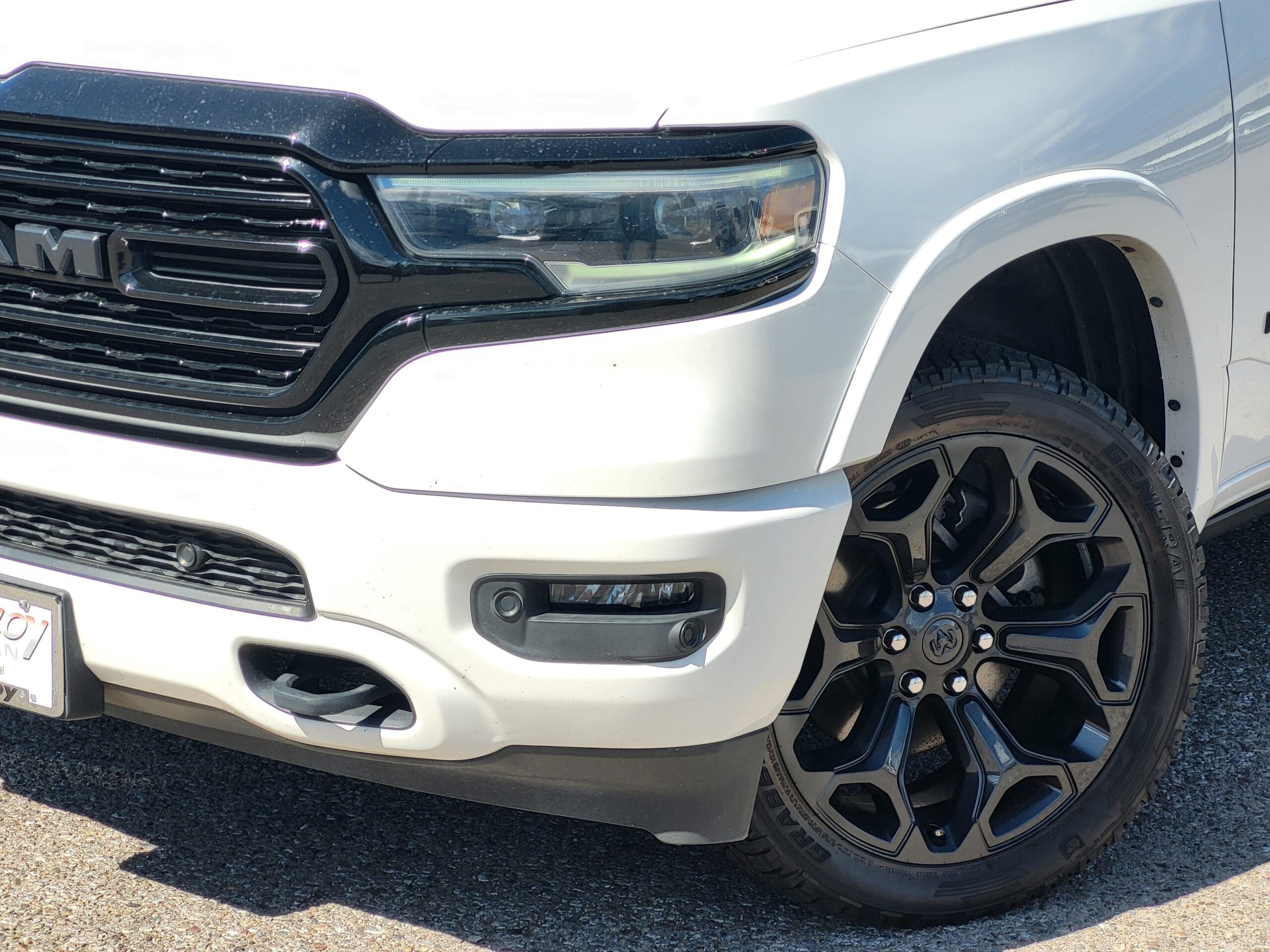 2023 Ram 1500 - Image 7