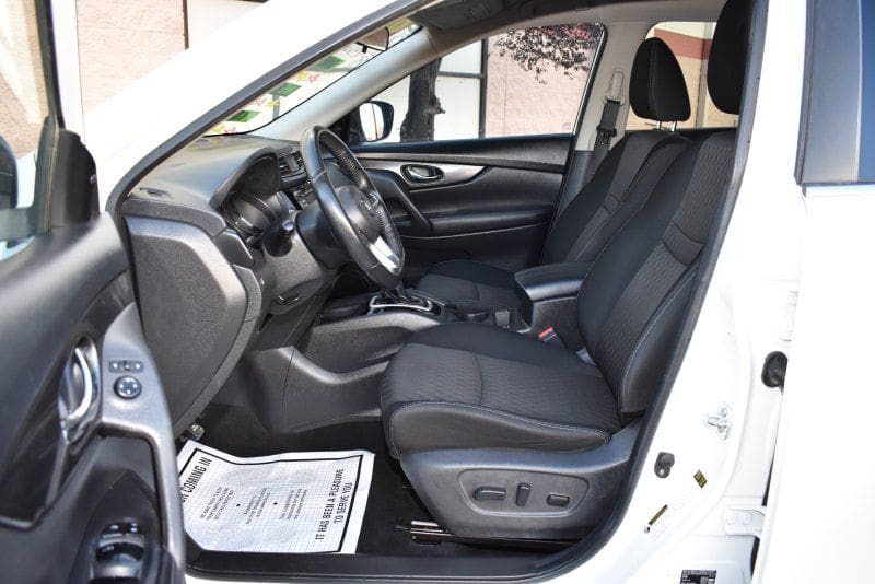 2018 Nissan Rogue - Image 7