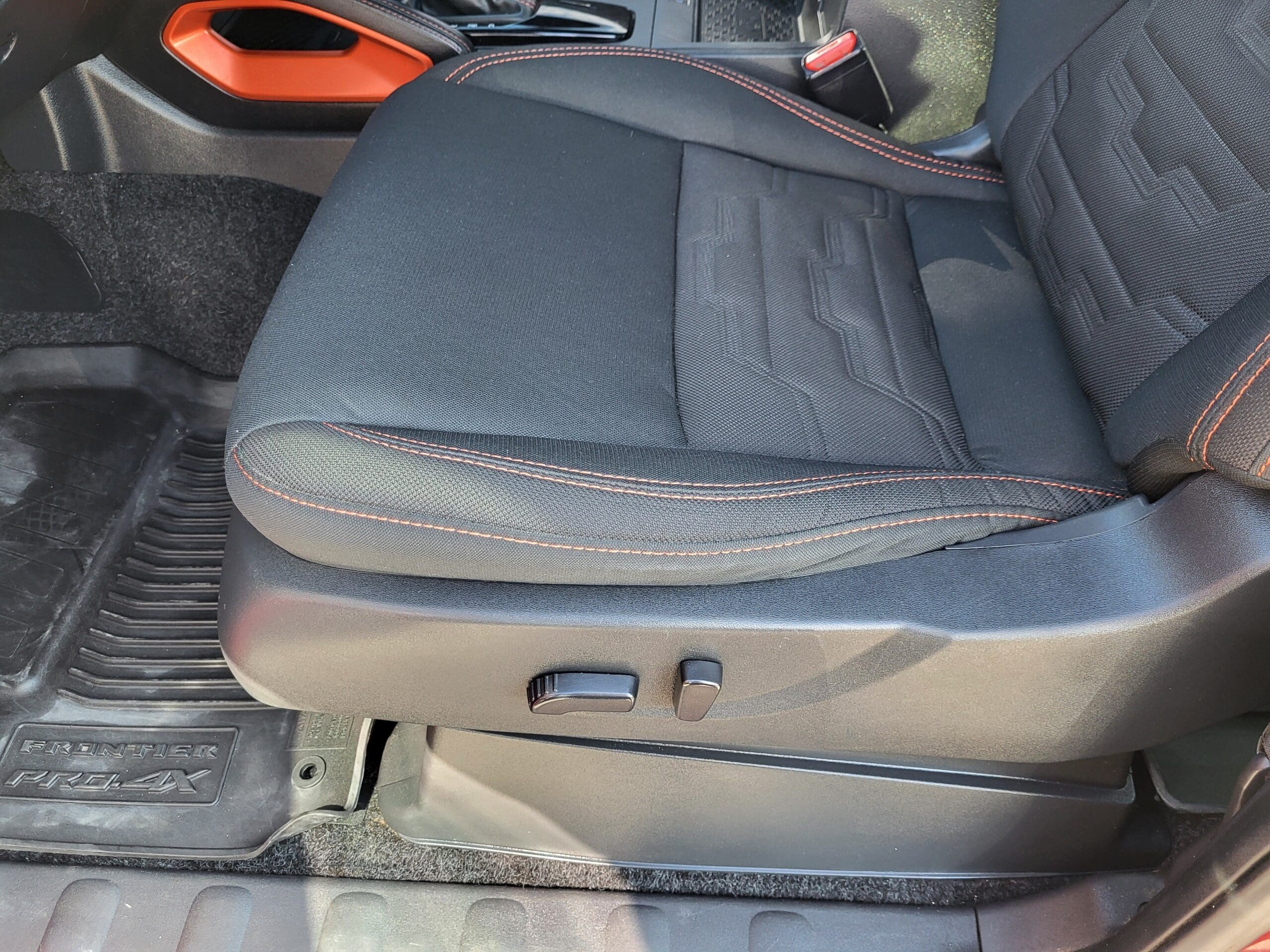 2024 Nissan Frontier - Image 23