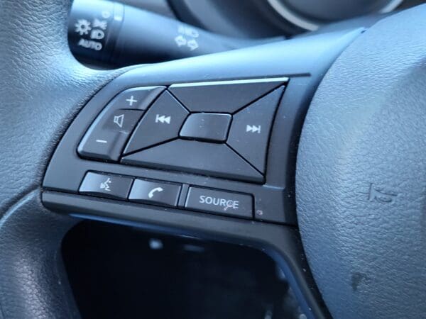 2025 Nissan Kicks Play