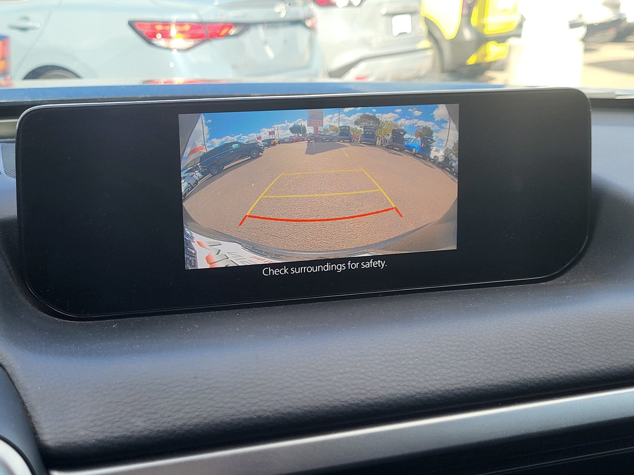 2025 Mazda CX-50 - Image 17