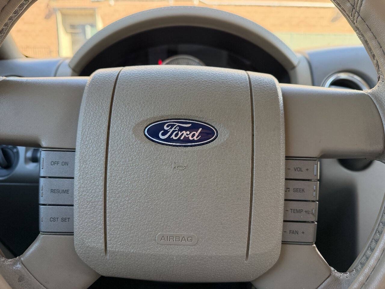 2006 Ford F-150 - Image 13
