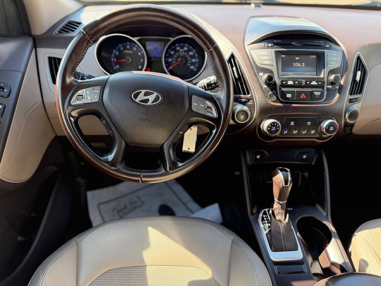 2014 Hyundai Tucson - Image 11