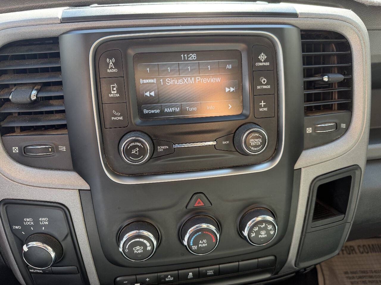 2014 RAM 1500 - Image 16