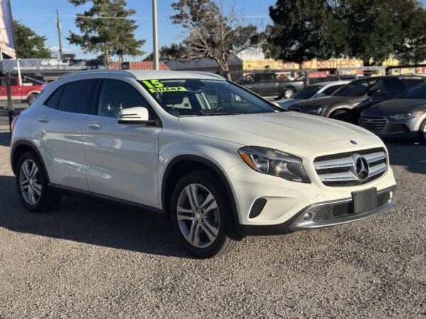 2015 Mercedes-Benz GLA