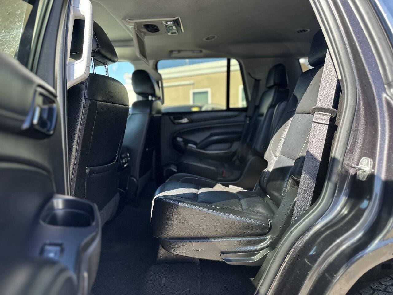 2016 Chevrolet Tahoe - Image 8