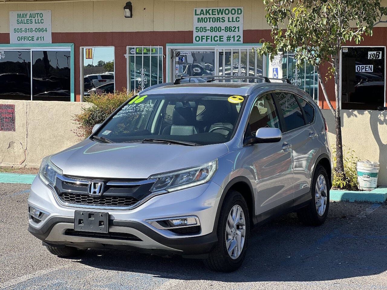 2016 Honda CR-V - Image 2