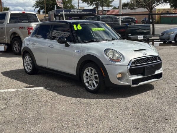 2016 MINI Hardtop 4 Door
