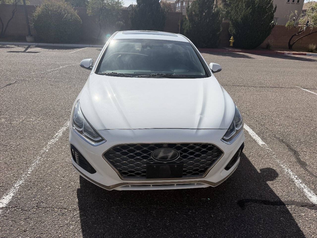 2018 Hyundai Sonata - Image 4