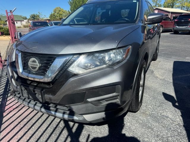 2020 Nissan Rogue - Image 4