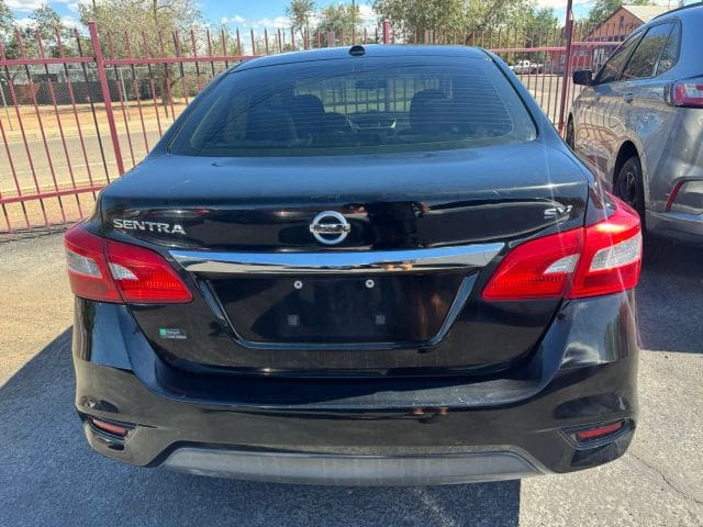2017 Nissan Sentra - Image 3
