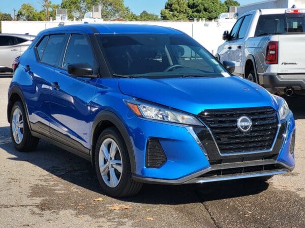 2025 Nissan Kicks Play