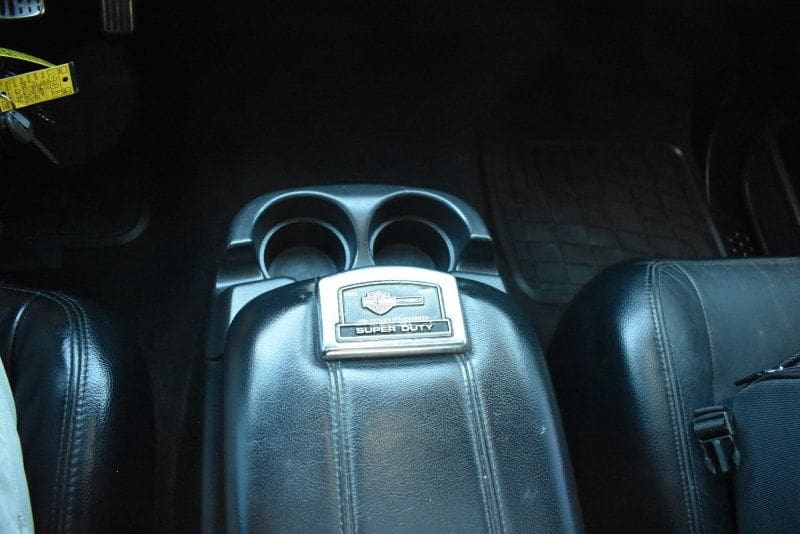 2004 Ford F-350 - Image 13