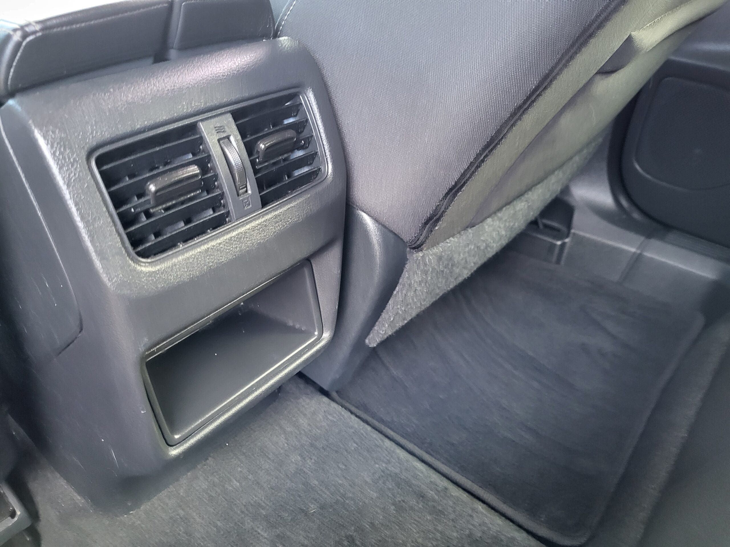 2022 Nissan Rogue - Image 27