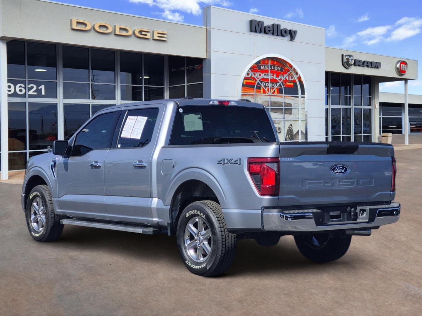 2025 Ford F-150 - Image 3
