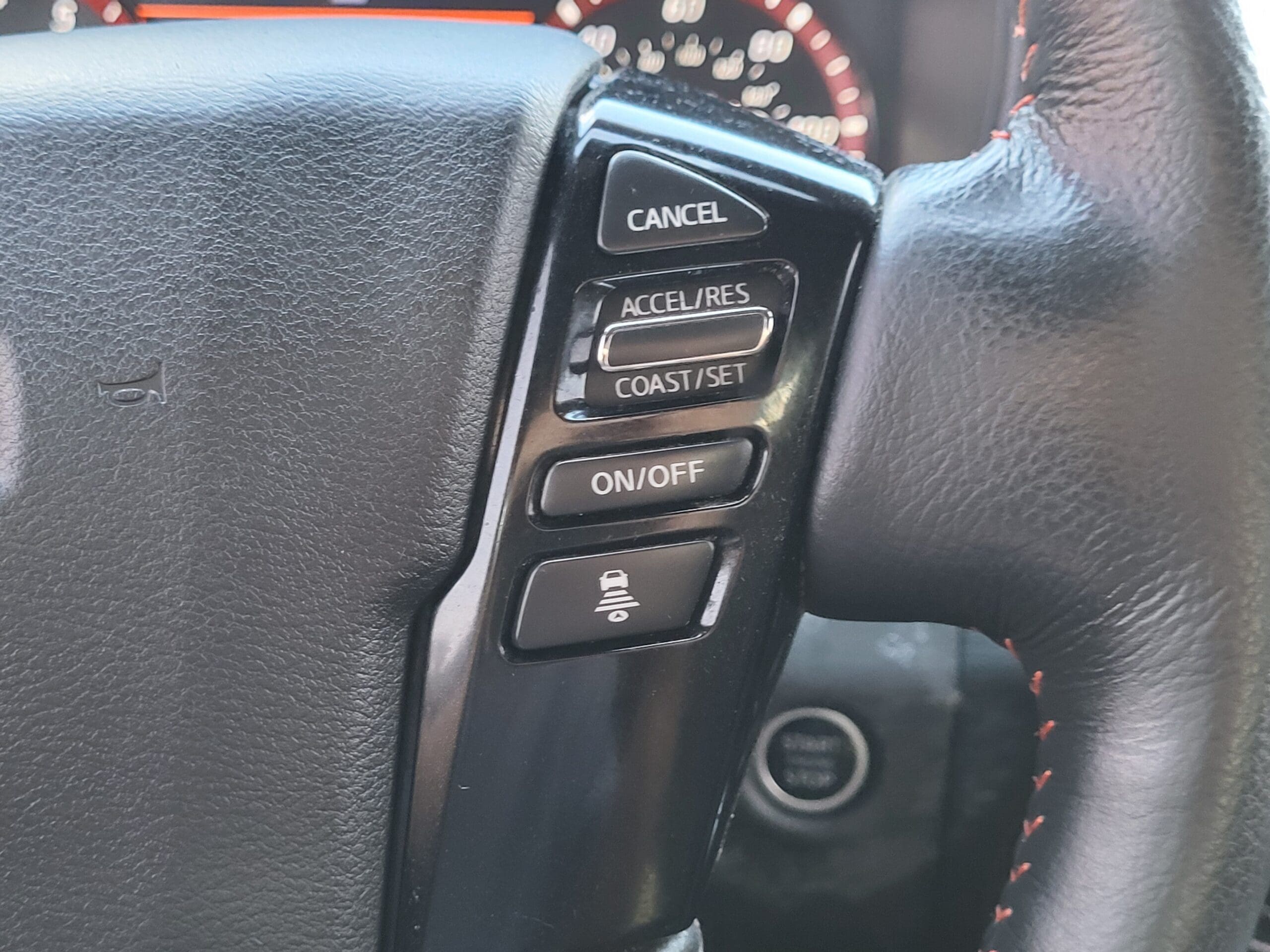 2024 Nissan Frontier - Image 30