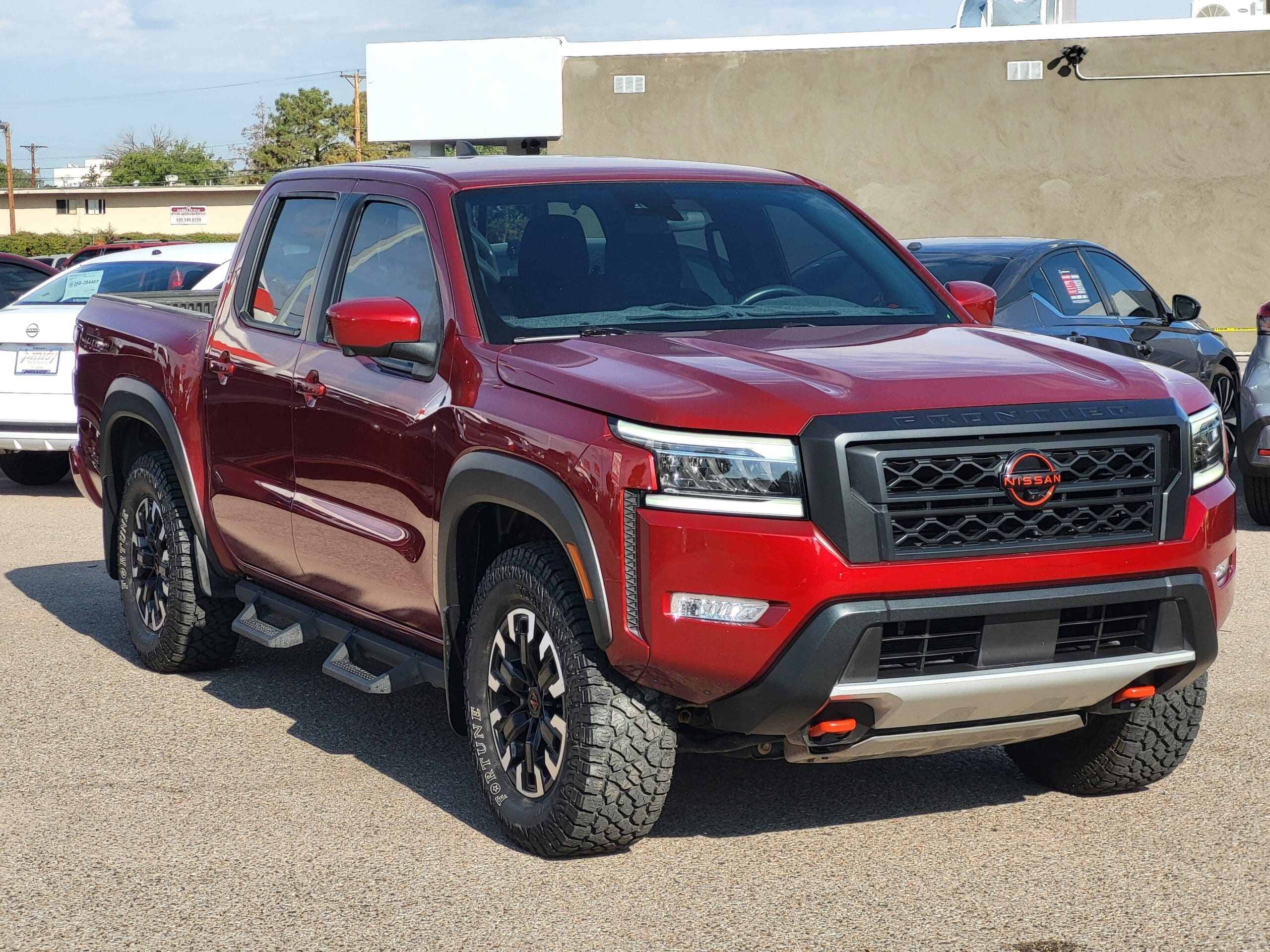 2024 Nissan Frontier - Image 2