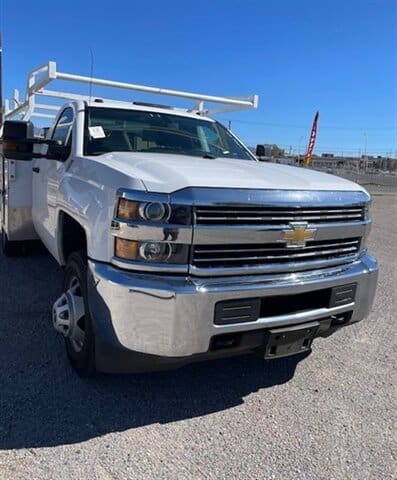 2016 Chevrolet Silverado 3500HD - Image 3