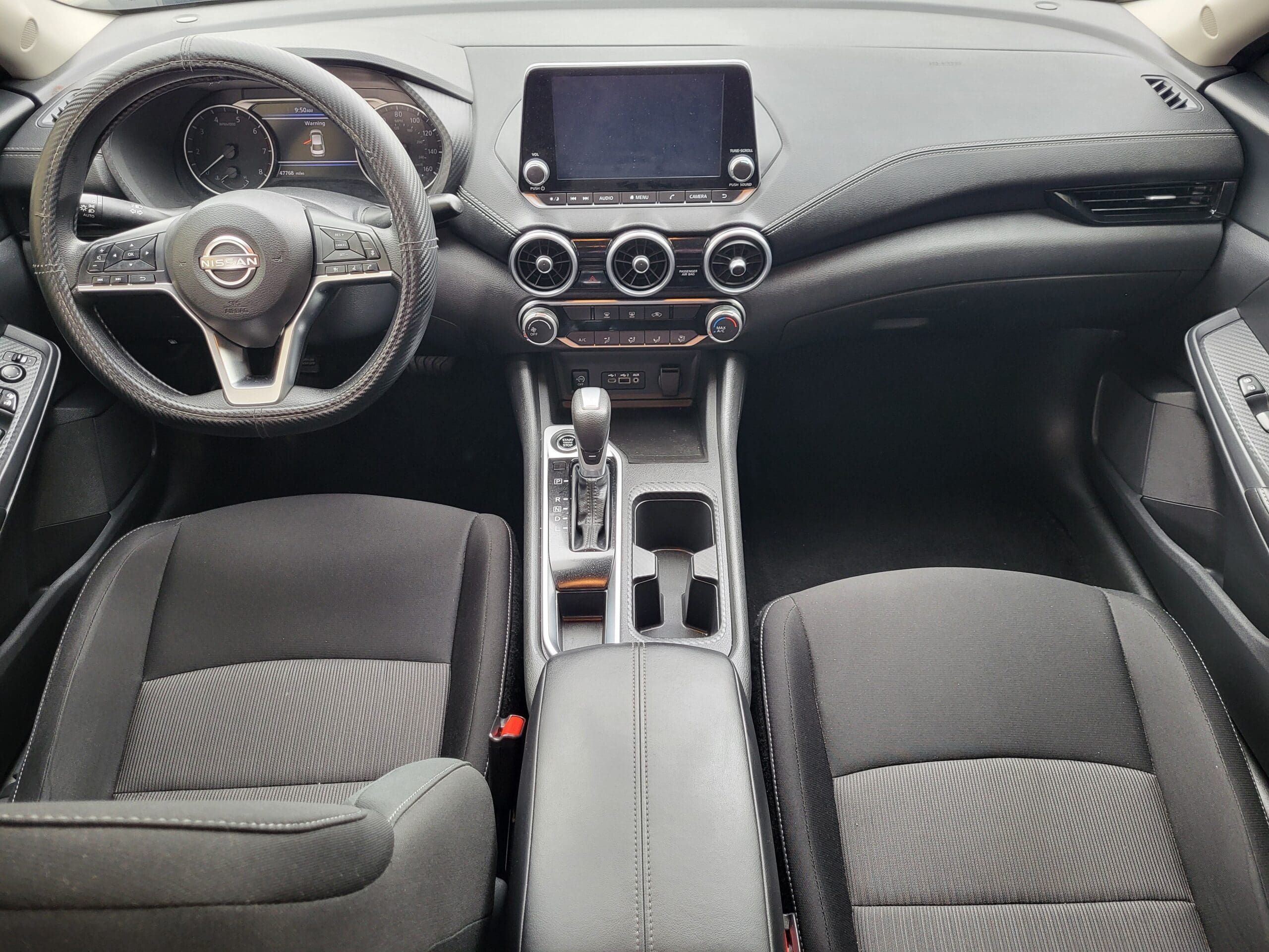 2025 Nissan Sentra - Image 28