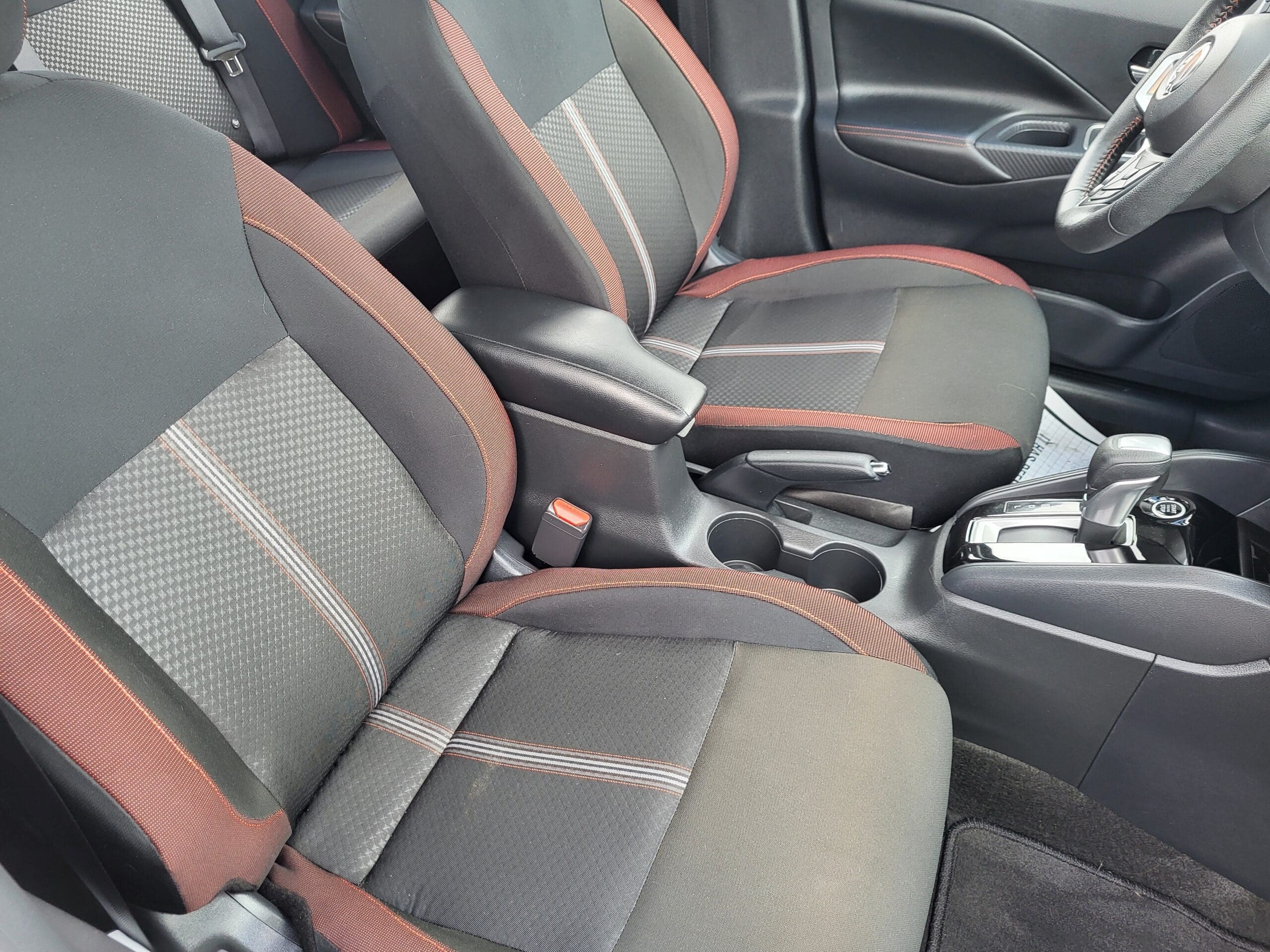 2025 Nissan Versa - Image 11