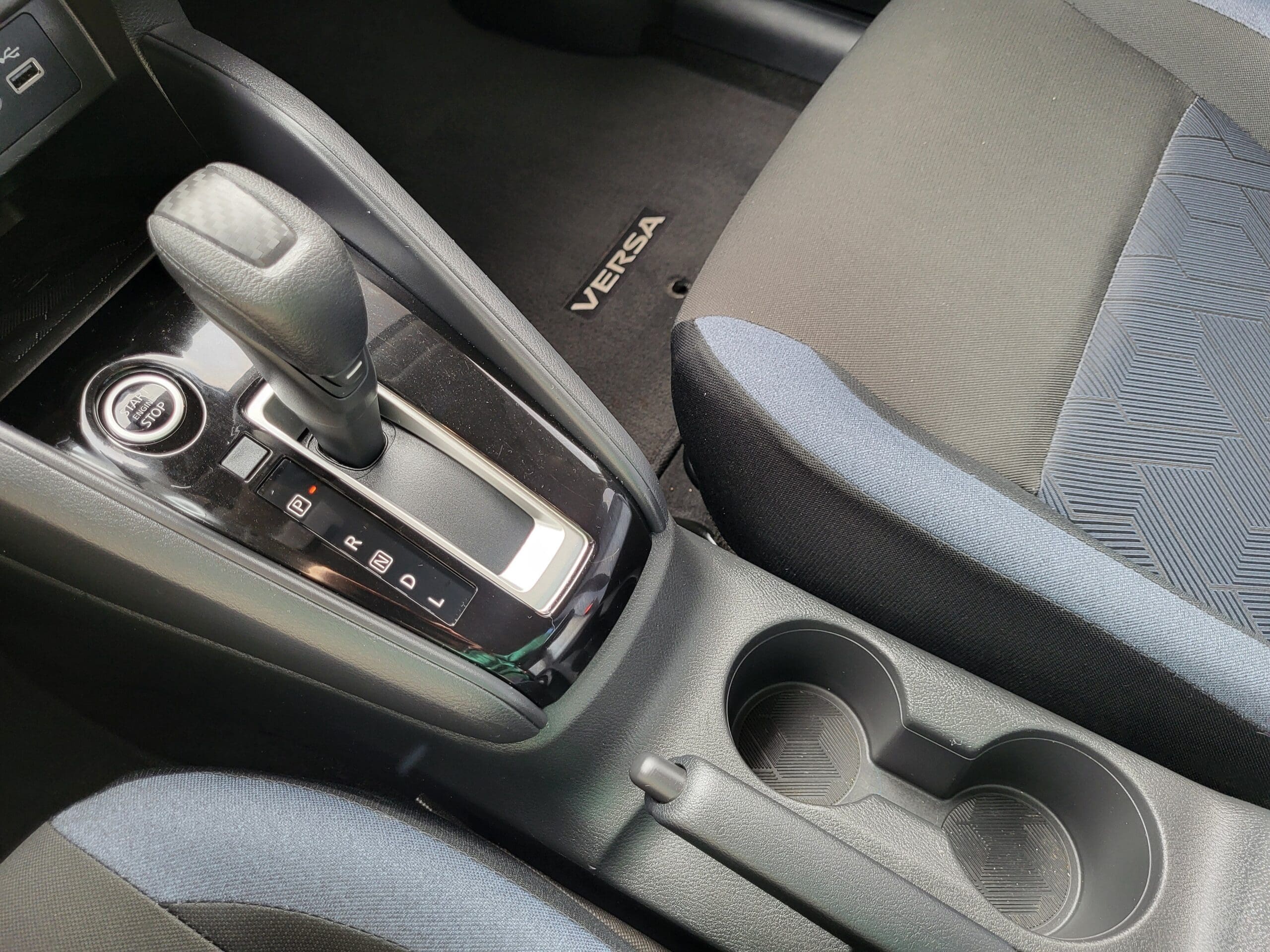 2025 Nissan Versa - Image 19