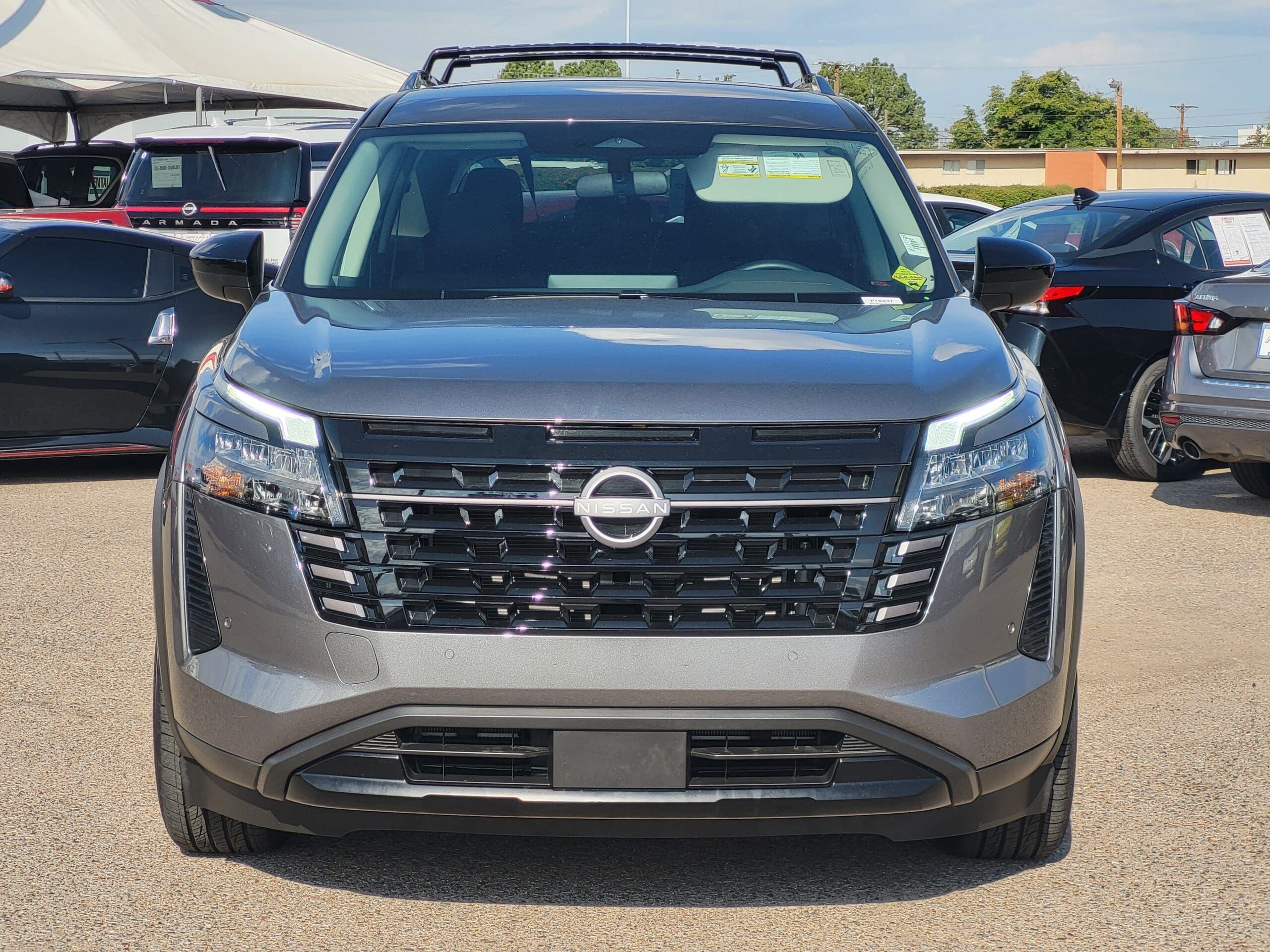 2026 Nissan Pathfinder - Image 3