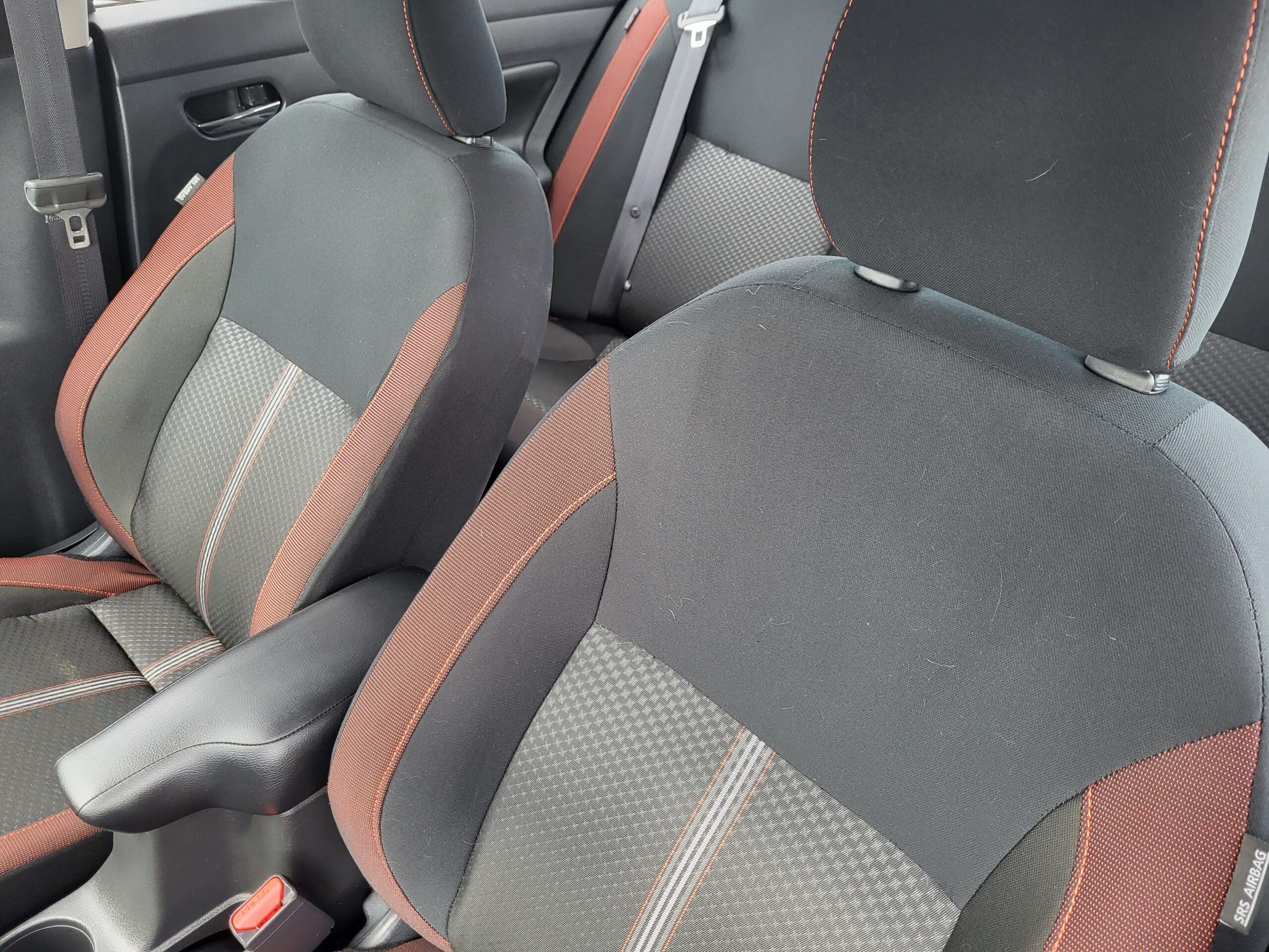 2025 Nissan Versa - Image 20