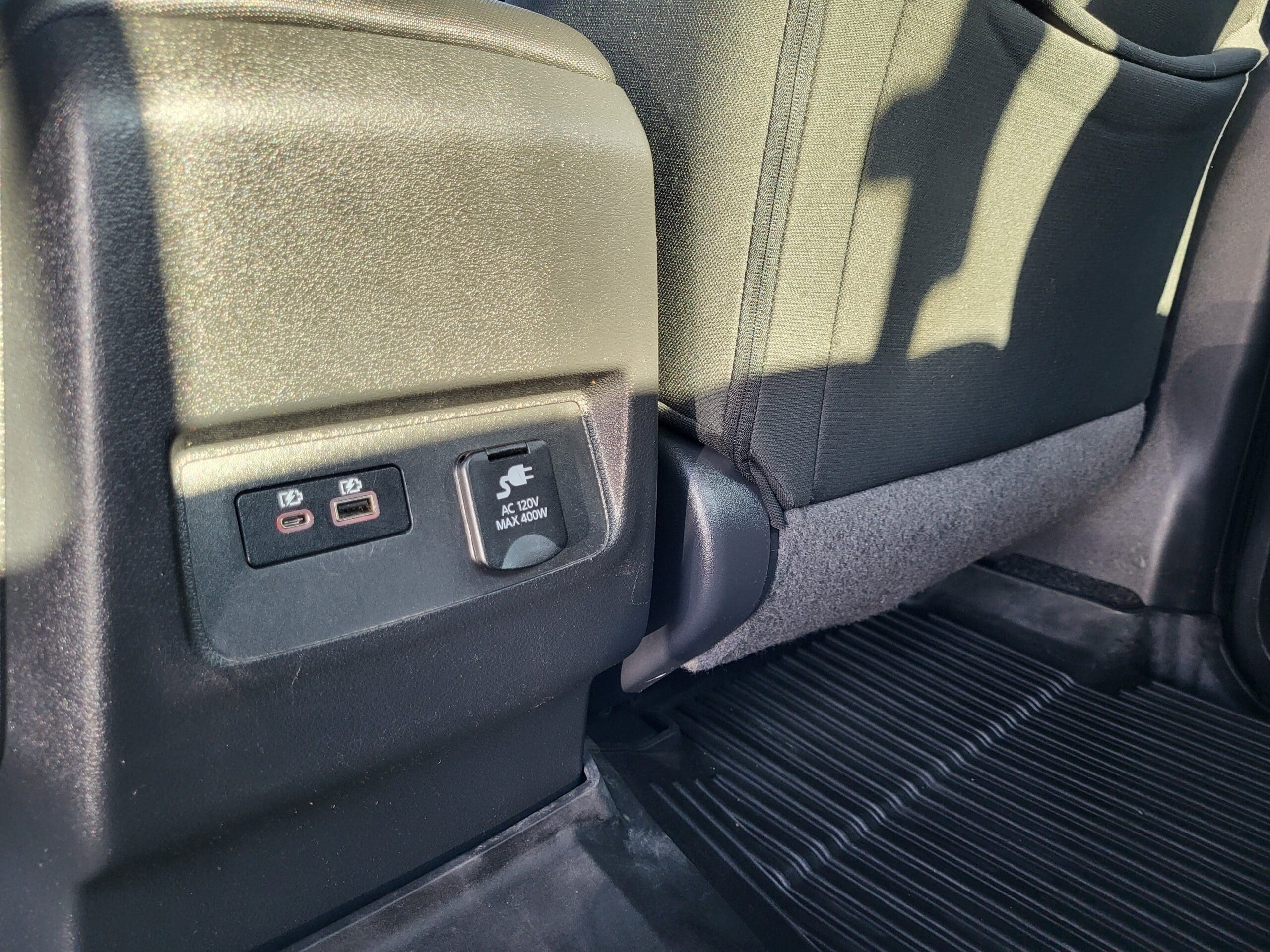 2024 Nissan Frontier - Image 26
