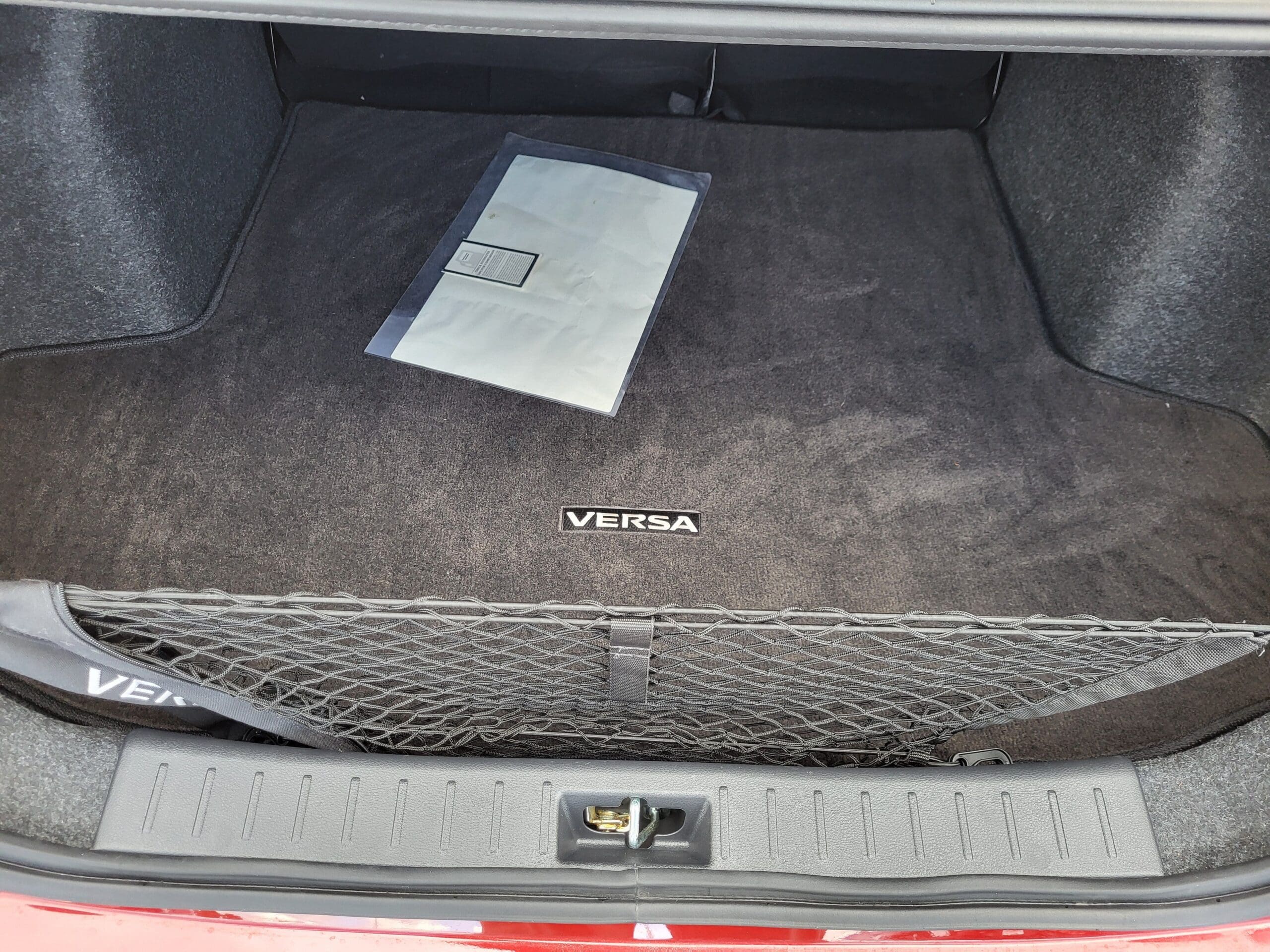 2025 Nissan Versa - Image 11