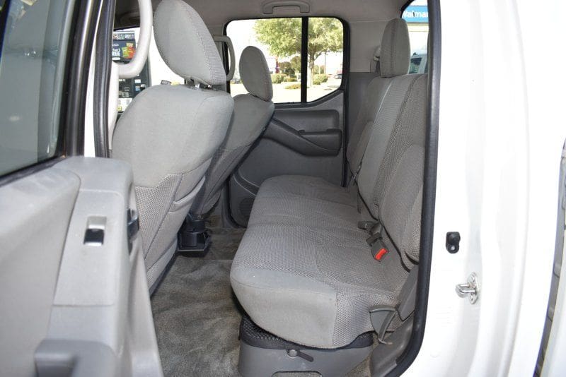 2016 Nissan Frontier - Image 8