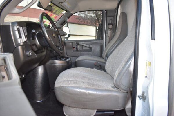 2020 Chevrolet Express Cutaway