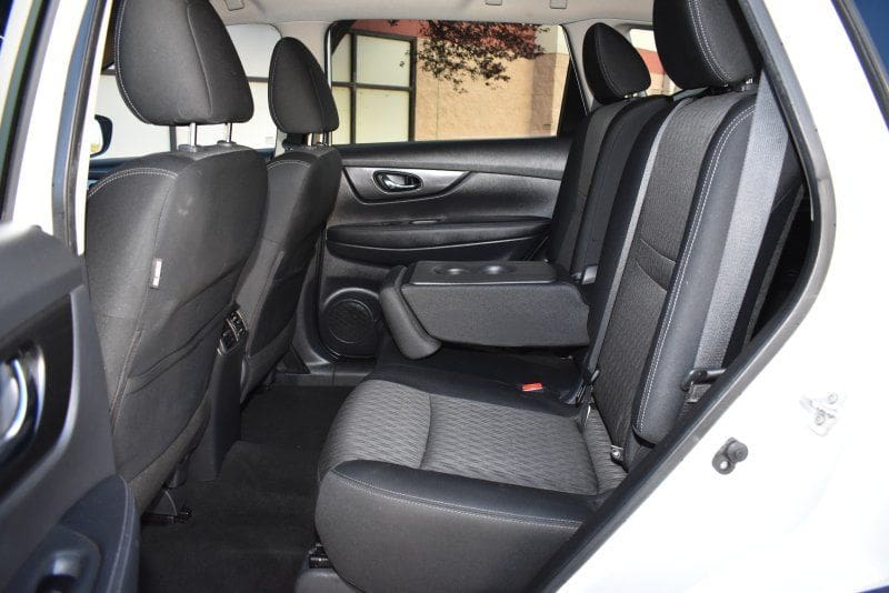 2018 Nissan Rogue - Image 8