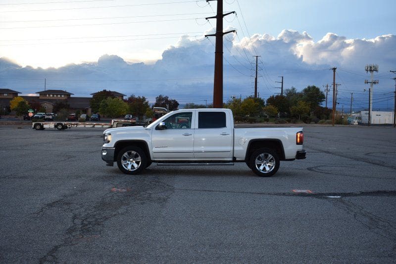 2017 GMC Sierra 1500 - Image 4