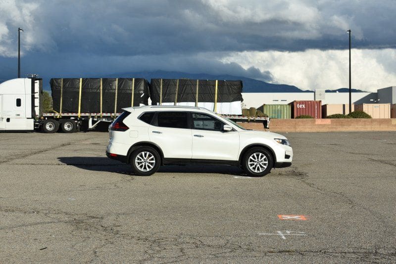 2018 Nissan Rogue - Image 3